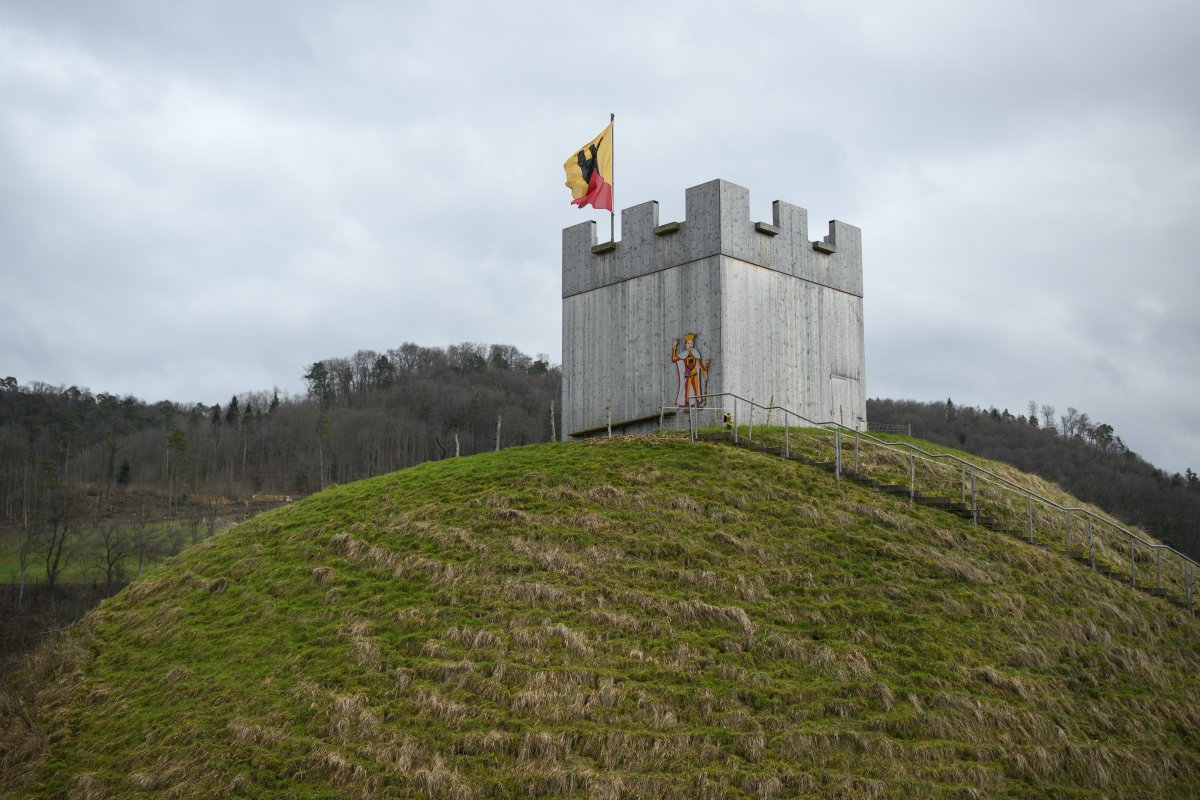 Ein Dorf kämpft um seine Burg – und gegen den Kanton